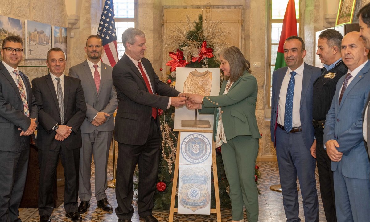 US returns stolen artefact to Palestine as part of investigation into New York collector Michael Steinhardt US returns stolen artefact to Palestine as part of investigation into New York collector Michael Steinhardt