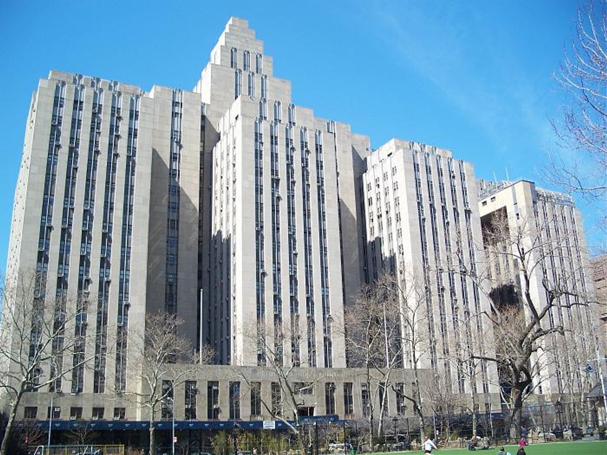 New York Criminal Court building