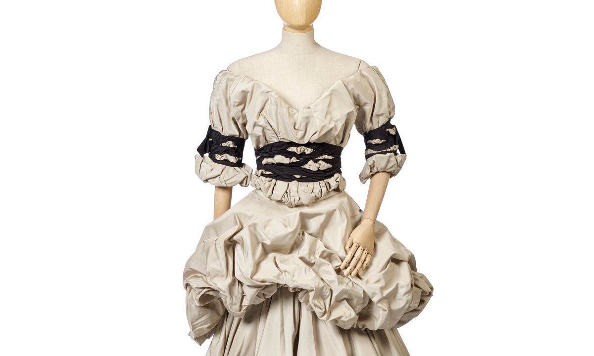 Vivienne Westwood’s personal wardrobe goes under the hammer—with a nod to Keith Haring Vivienne Westwood’s personal wardrobe goes under the hammer—with a nod to Keith Haring