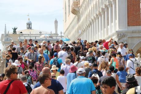 Venice’s €5 entry fee won’t work, expert says 