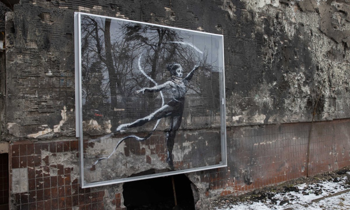 Excessive-tech safety programs put in on Banksy’s Ukraine murals Excessive-tech safety programs put in on Banksy’s Ukraine murals