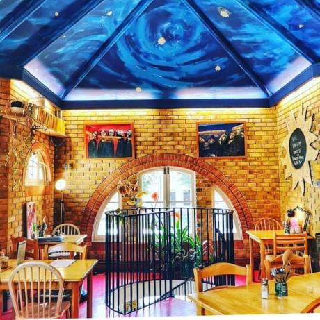 London café inspired by Van Gogh seeks funding to expand its programme for vulnerable adults 