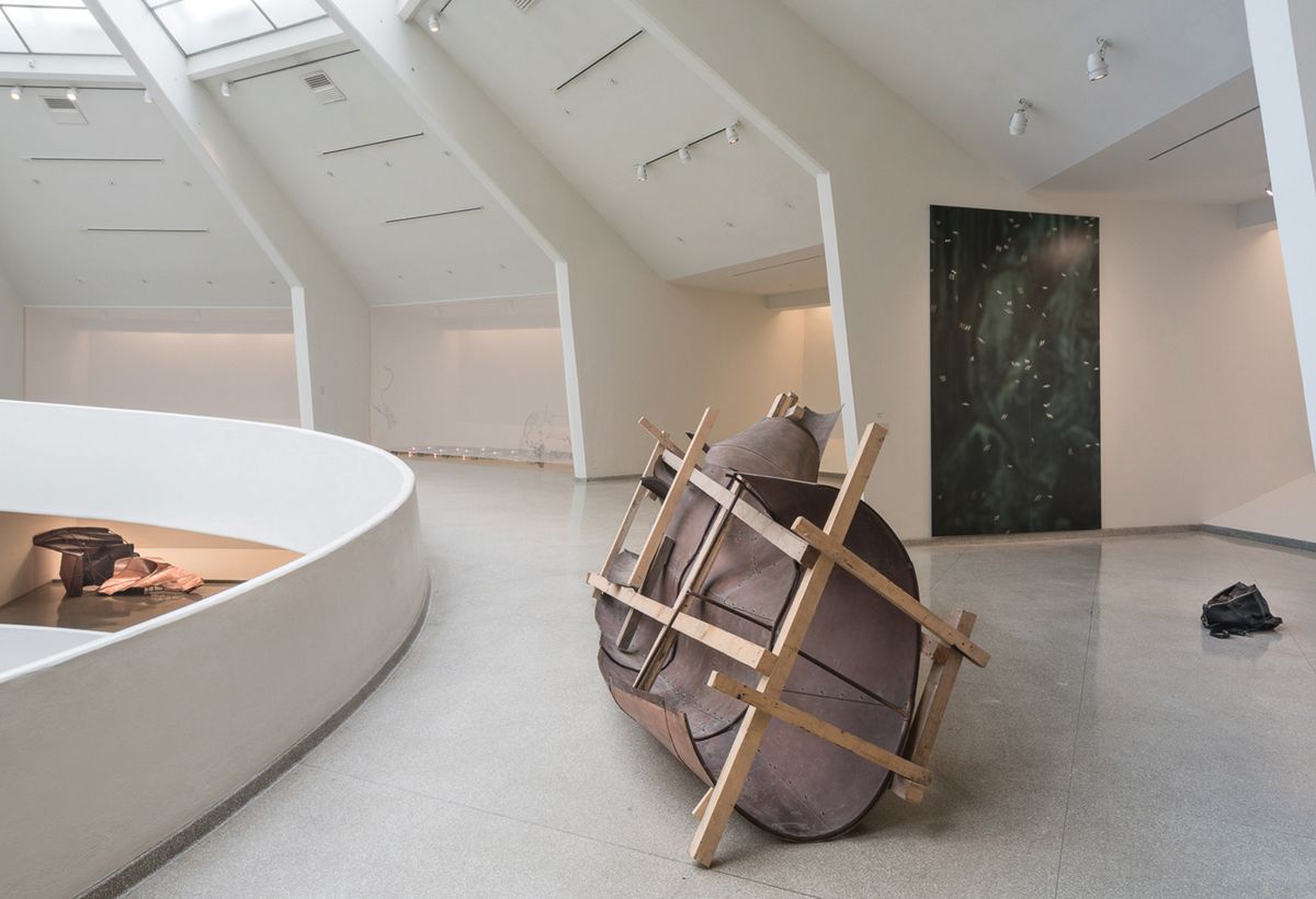 Parts of Vo's to-scale, copper reproduction of the Statue of Liberty lie in corners or propped up on wooden supports like wounded soldiers on crutches Photo: David Heald/©Solomon R. Guggenheim Foundation, 2017