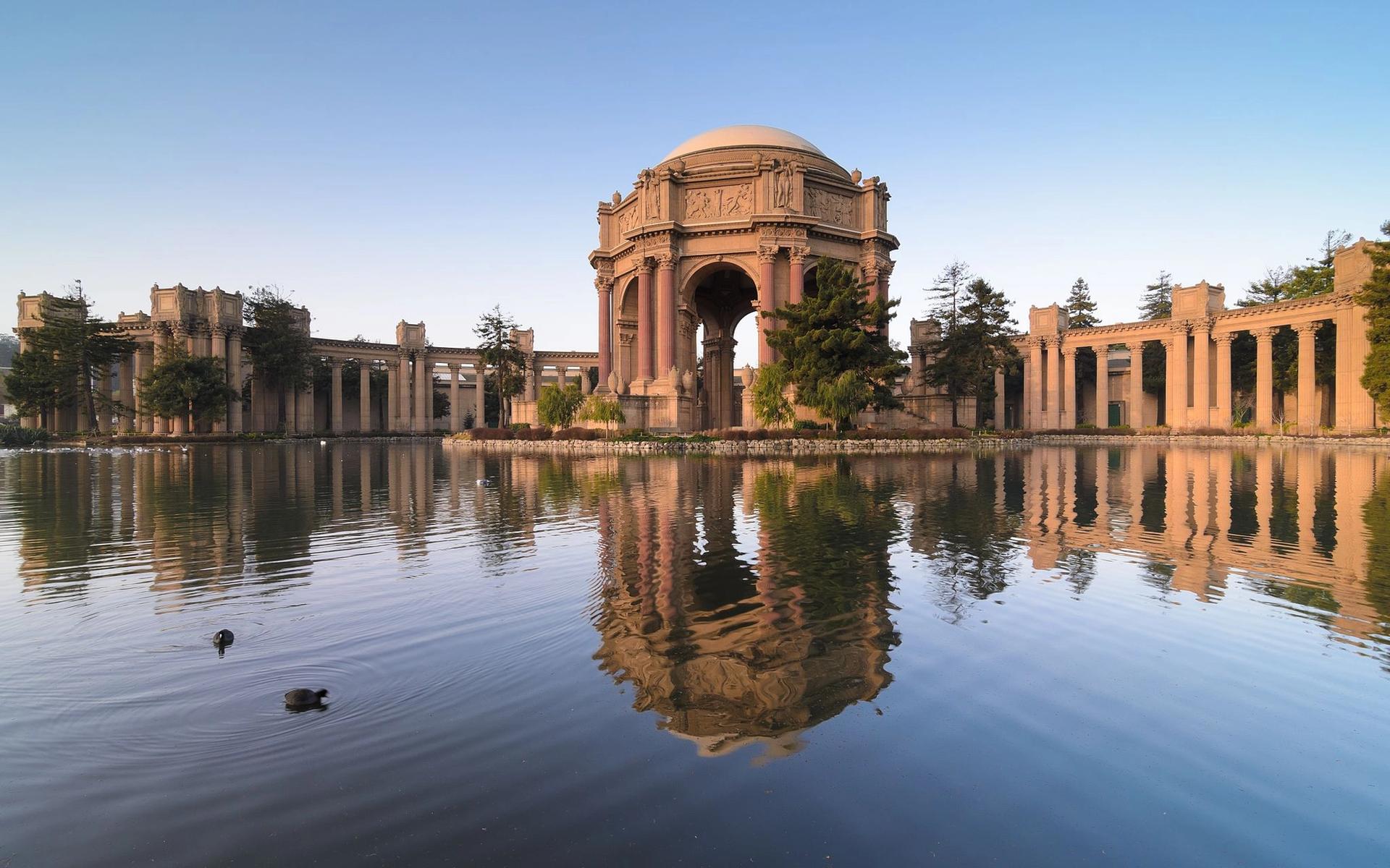 San Francisco's Palace of Fine Arts. Wikimedia Commons
