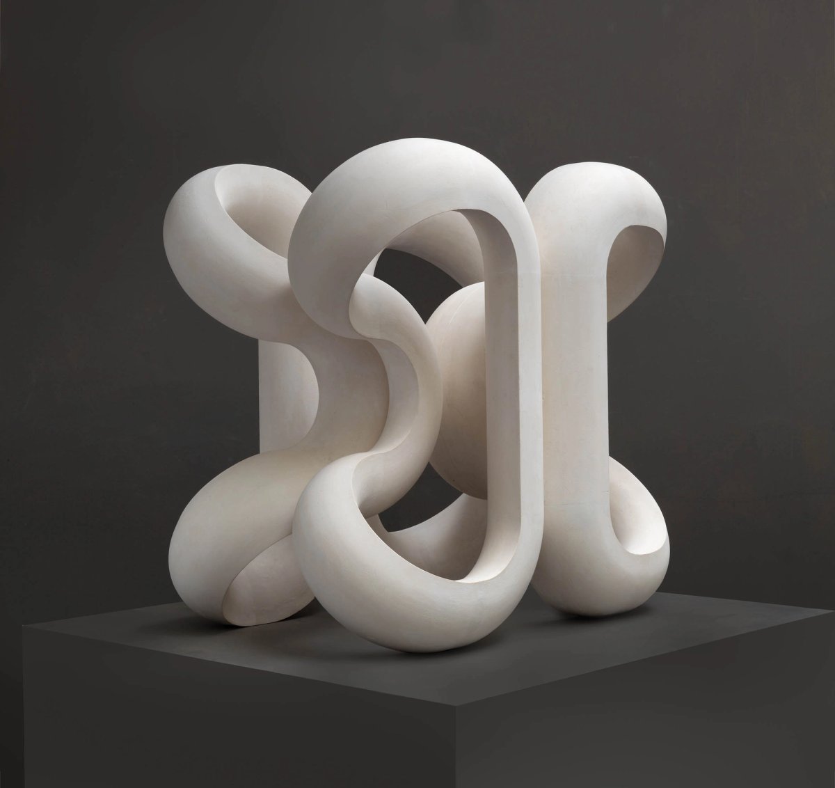 Paul de Monchaux, Volute VI (2018) Courtesy of the artist, Megan Piper and Bowman Sculpture