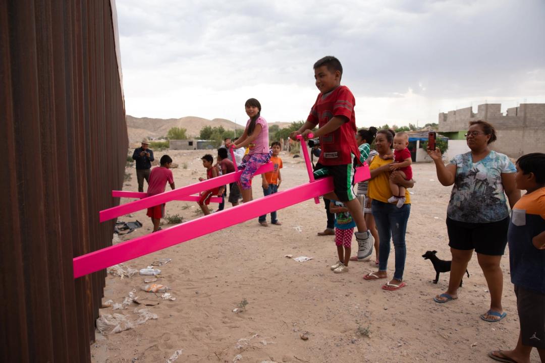 Seesaw Installation At Us Mexico Border Wins Design Of The Year Award