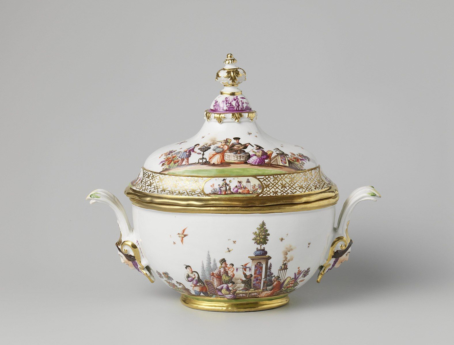 Sotheby's to sell 2m Meissen porcelain collection restituted by Dutch