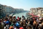 The €5 tourist tax to enter Venice kicks in: 15,700 tickets sold but this will not solve the city’s problems