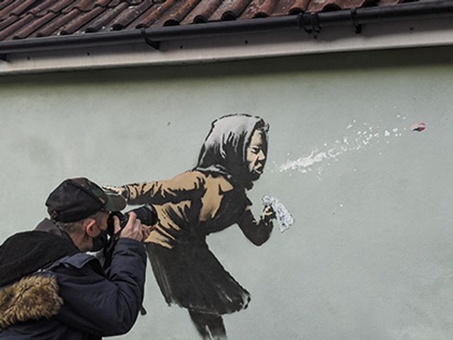Banksy mural appears on derelict farmhouse in Kent's Herne Bay
