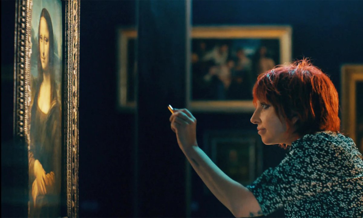 Lady Gaga makes the Mona Lisa smile in Joker movie promo Lady Gaga makes the Mona Lisa smile in Joker movie promo