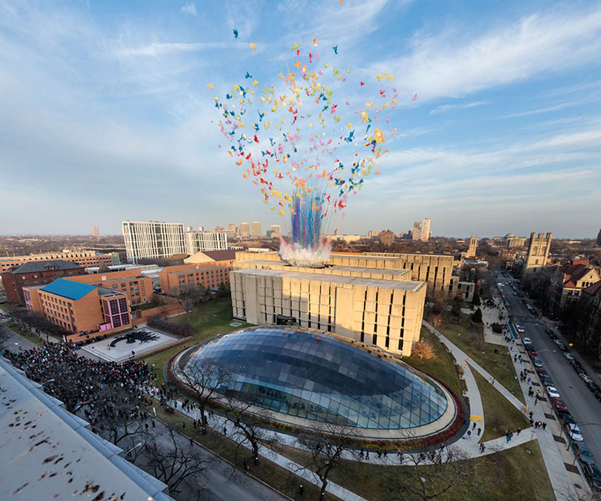 Cai Guo-Qiang's Color Mushroom Cloud (2017). The work is a commission of UChicago Arts and the Smart Museum of Art Photo: John Zich.