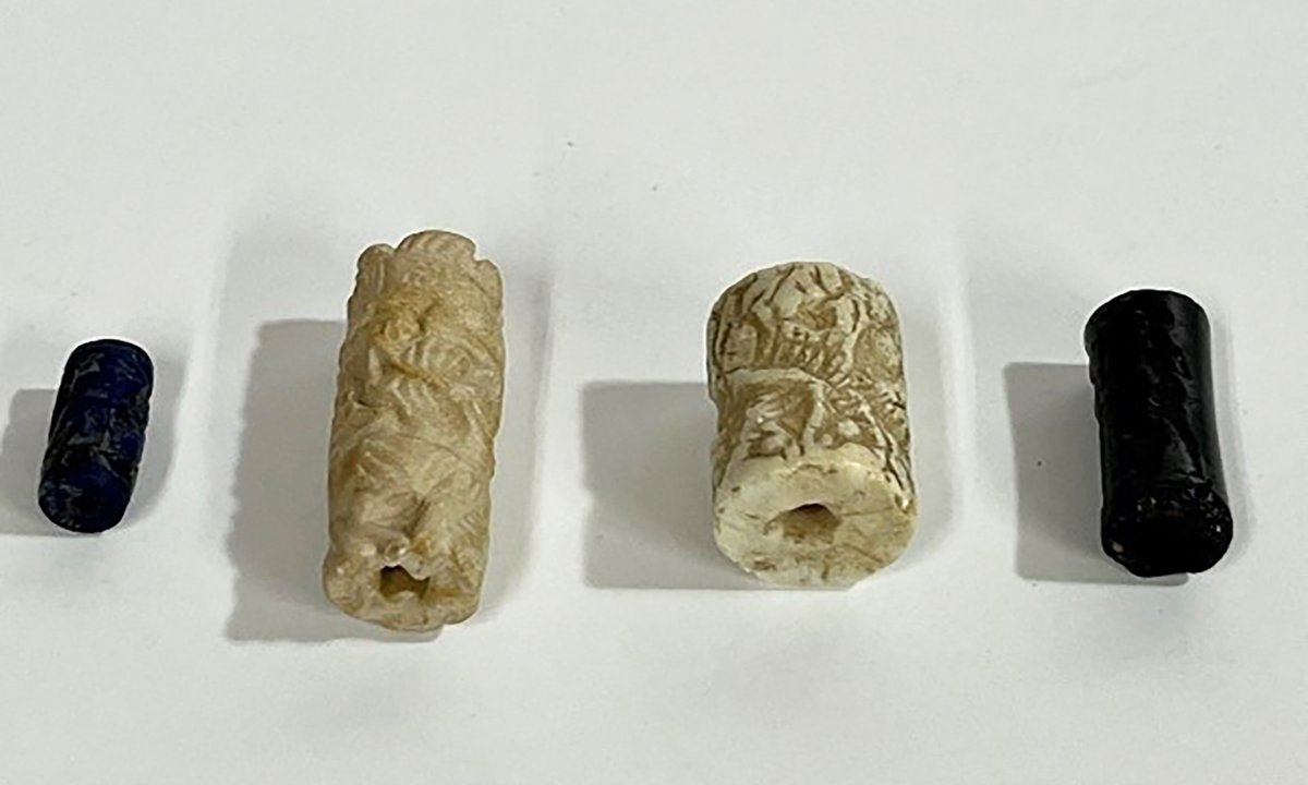 US officials return antiquities looted from Iraq Museum in 2003 US officials return antiquities looted from Iraq Museum in 2003