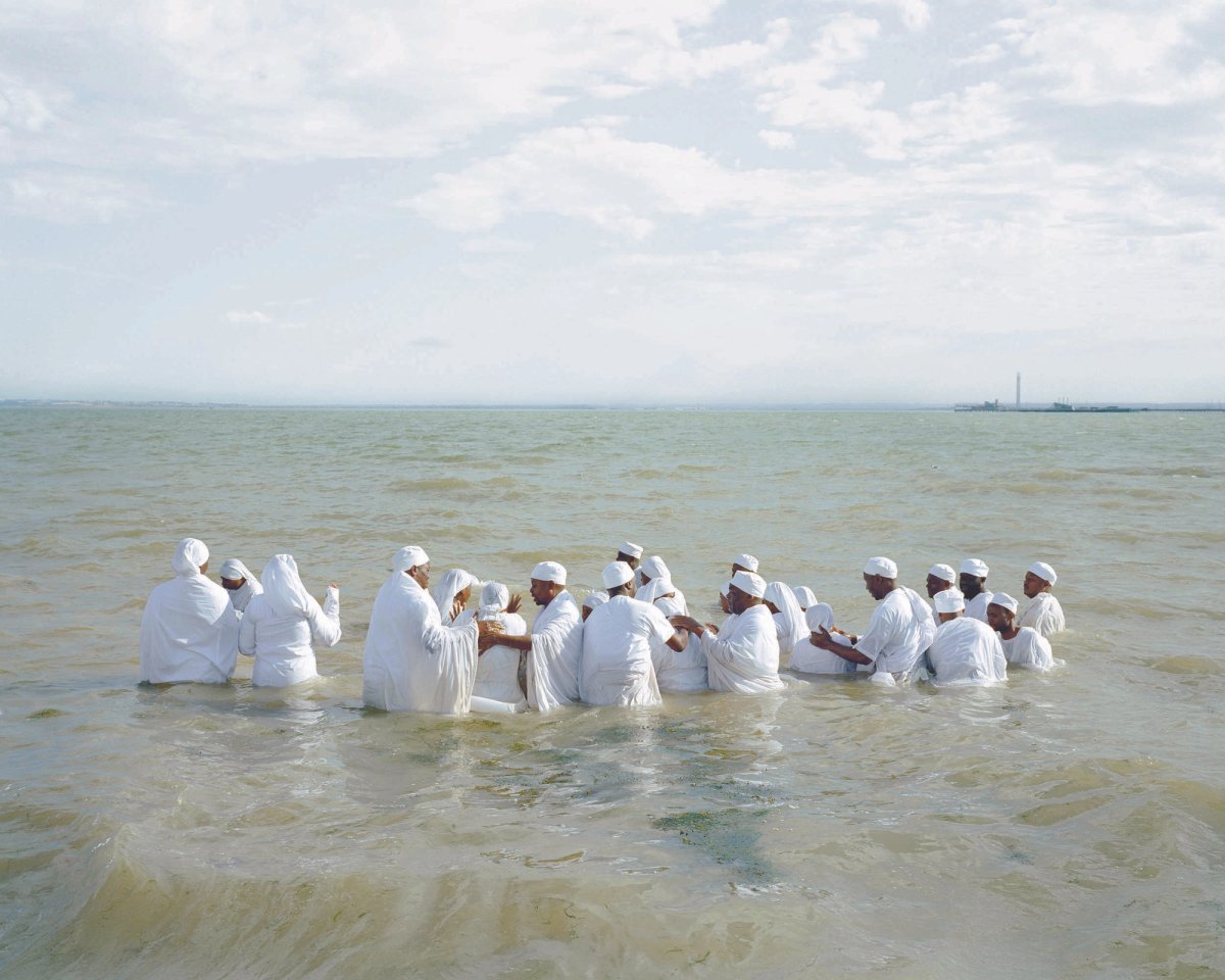 A page from the Chloe Dewe Mathews's Thames Log © Chloe Dewe Mathews