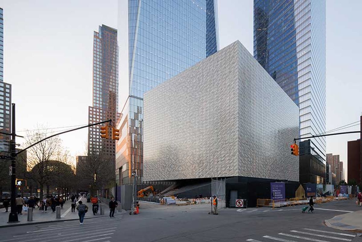 Glass-laminated marble cladding without, modular sets within: the World Trade Center’s new arts venue
Photo: Iwan Baan