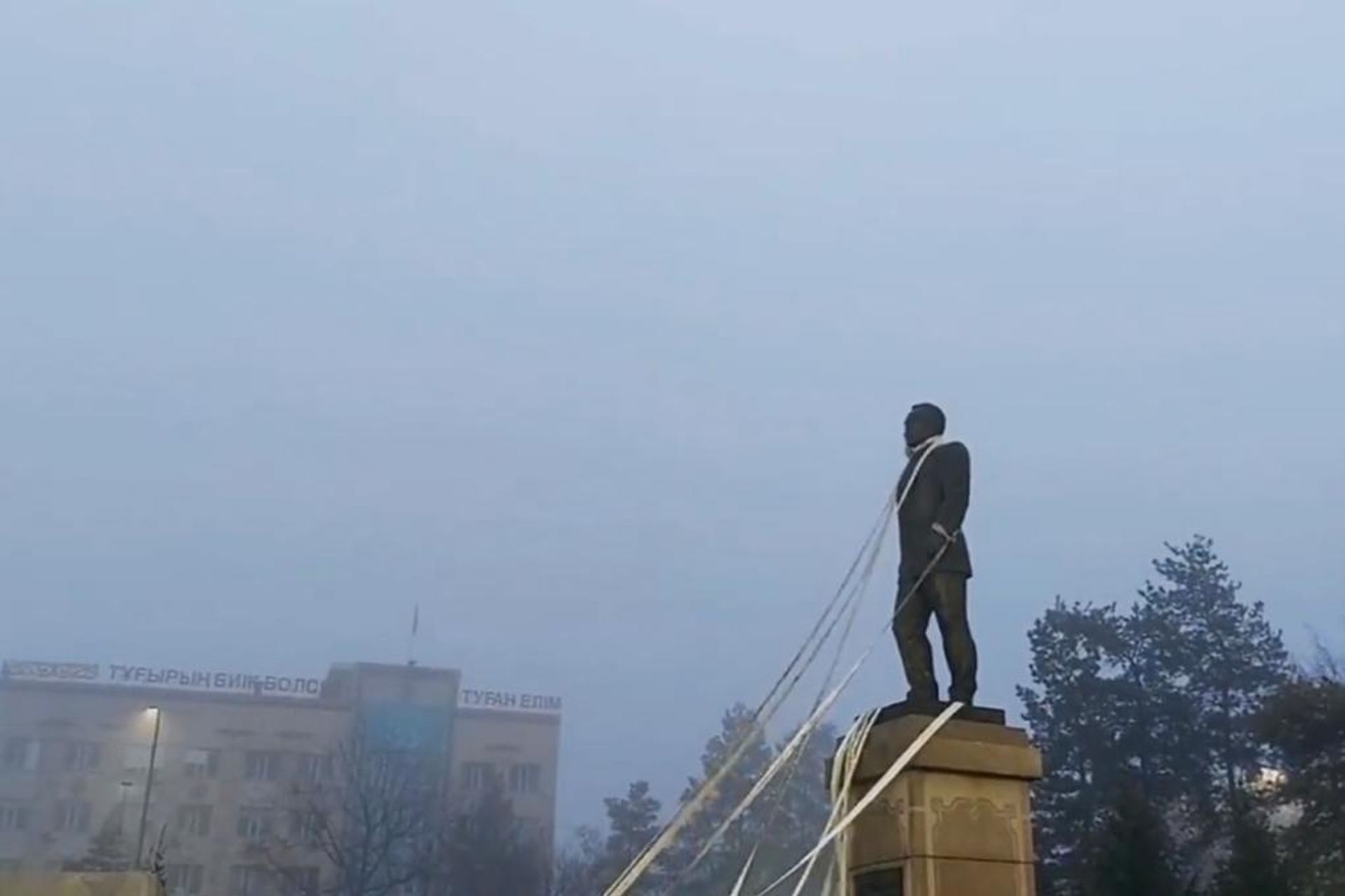 The monument to Nursultan Nazarbayev, the Kazakhstan first president was brought down by protestors Image: Liveumap/Twitter