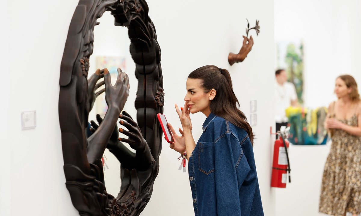 In Pictures: Sculpture gets a leg up at Frieze Los Angeles