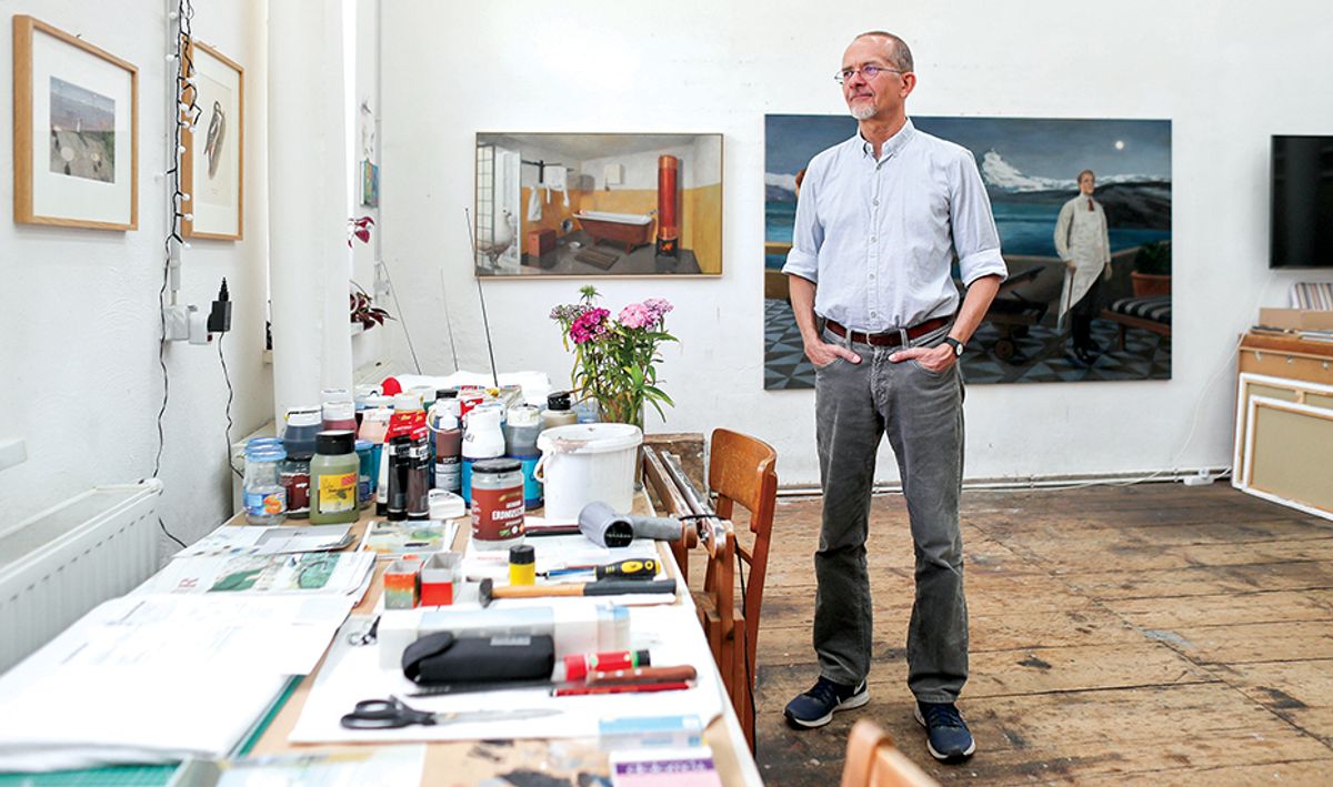 The annual event in Leipzig did go ahead, but without the works of Axel Krause (pictured here in his studio), whose support for AfD raised concerns © Alliance/ Alamy