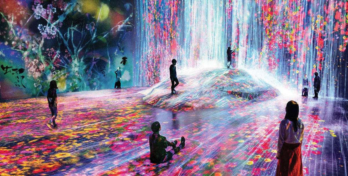 Installation view of the Mori Building Digital Art Museum: teamLab Borderless in Tokyo Installation view of the Mori Building Digital Art Museum: teamLab Borderless (© teamLab; Pace Gallery)