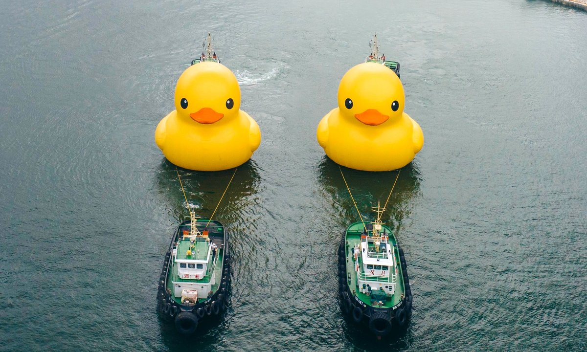 Artists carve out an area for themselves in Hong Kong’s public area Artists carve out an area for themselves in Hong Kong’s public area