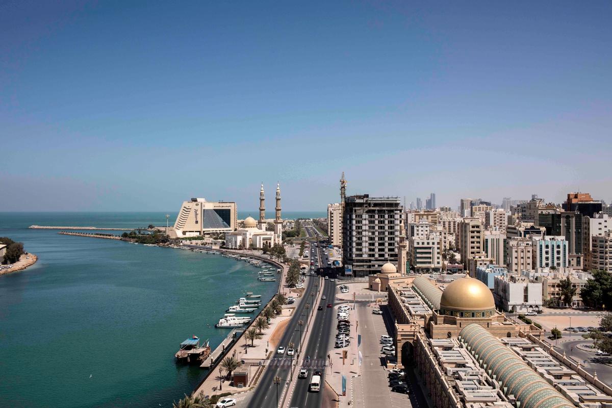 Aerial view of Corniche Street and Al Mujarrah neighborhood. Photograph by Ieva Saudargaitė