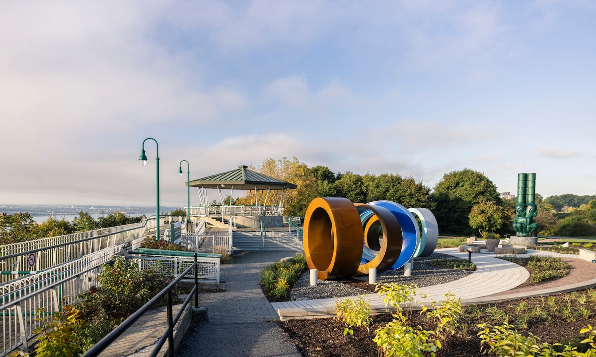 New sculptures by Indigenous artists unveiled at site of historic Canadian battlefield New sculptures by Indigenous artists unveiled at site of historic Canadian battlefield