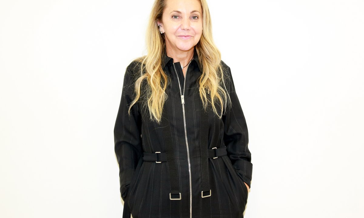 Art advisor Lisa Schiff is cooperating with authorities investigating her business, her lawyer says Art advisor Lisa Schiff is cooperating with authorities investigating her business, her lawyer says