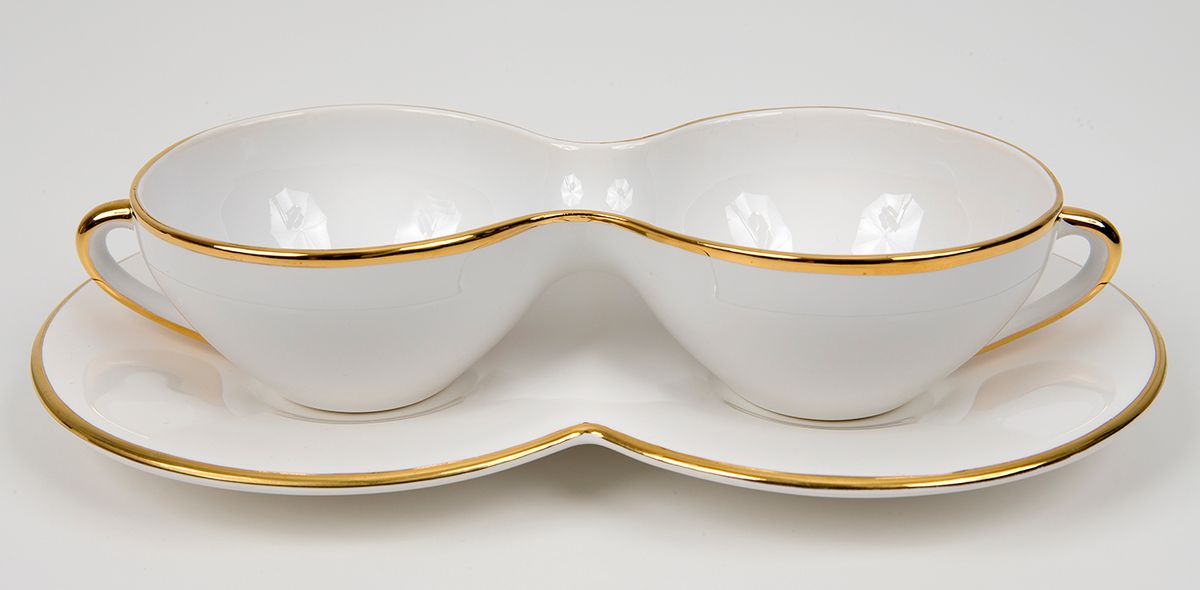 Mona Hatoum's T42 (GOLD) (1999)
Photo courtesy Alexander and Bonin, New York (Photo Bill Orcutt)