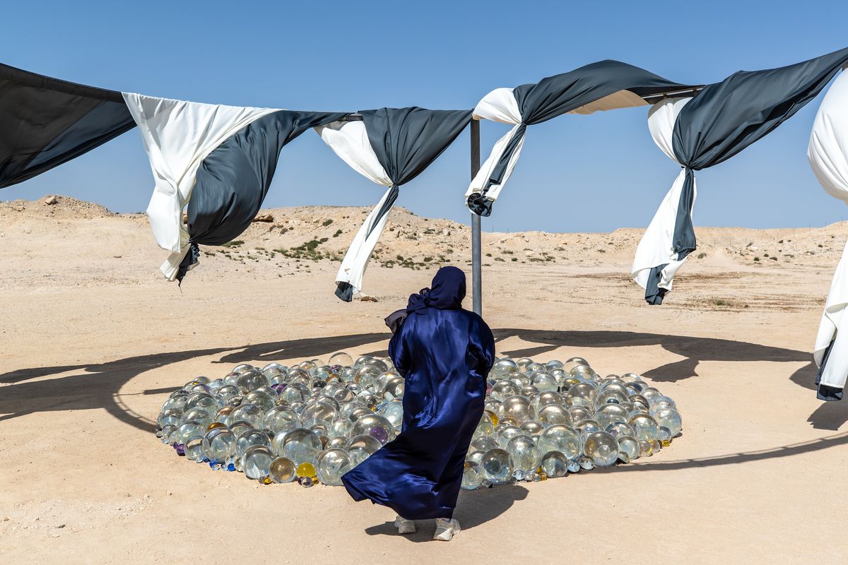 Olafur Eliasson, Your pearl garden, 2023. Installation view, Olafur Eliasson: The curious desert, near the Al Thakhira Mangrove in Northern Qatar, 2023 Photo: Ali Faisal Al Anssari. Courtesy of the artist; neugerriemschneider, Berlin; Tanya Bonakdar Gallery, New York / Los Angeles
