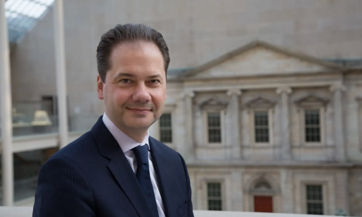 Metropolitan Museum director Max Hollein to take on dual role of director and chief executive Metropolitan Museum director Max Hollein to take on dual role of director and chief executive