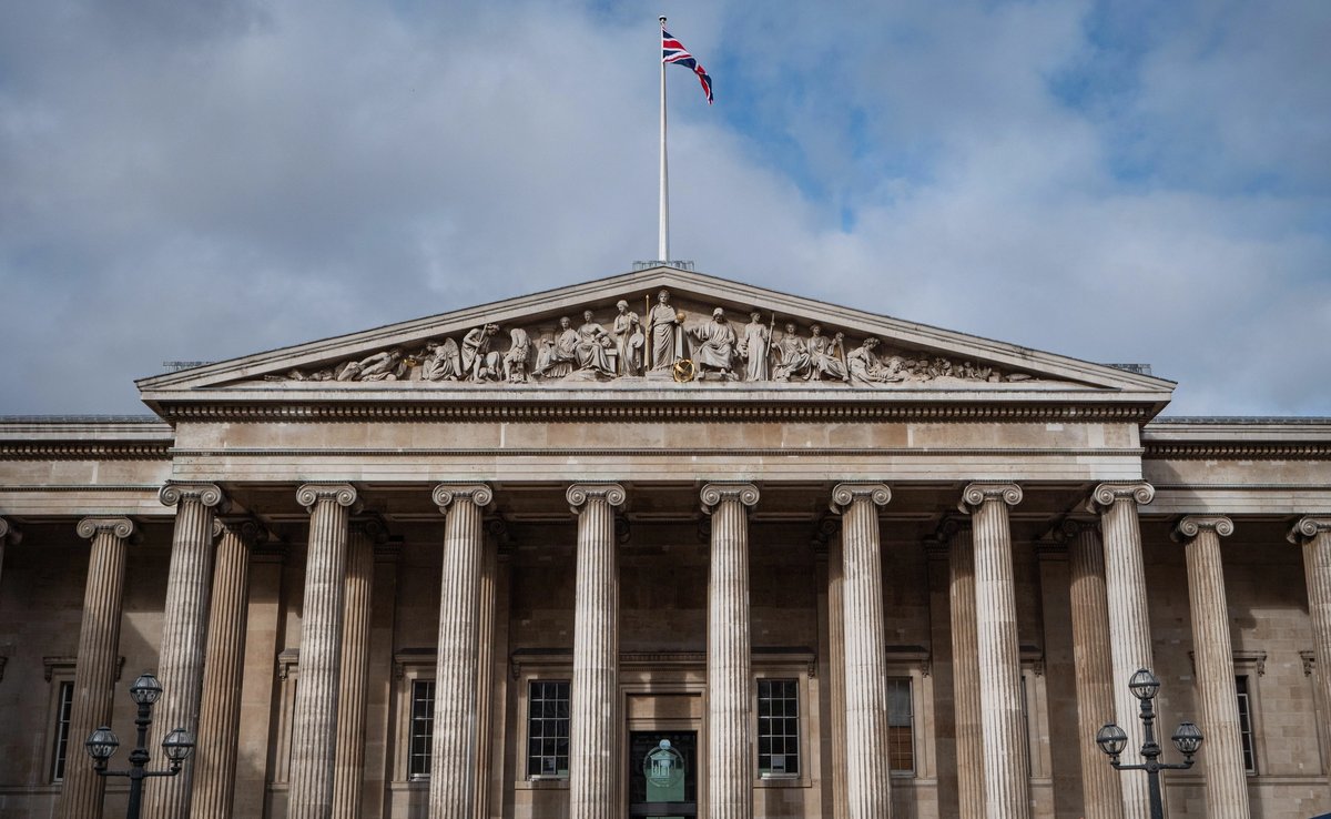 The museum is searching for objects that fall under two categories: gold rings, ear-rings and other pieces of jewellery; and classical Greek and Roman gems
Photo: Tdal/Wirestock Creators