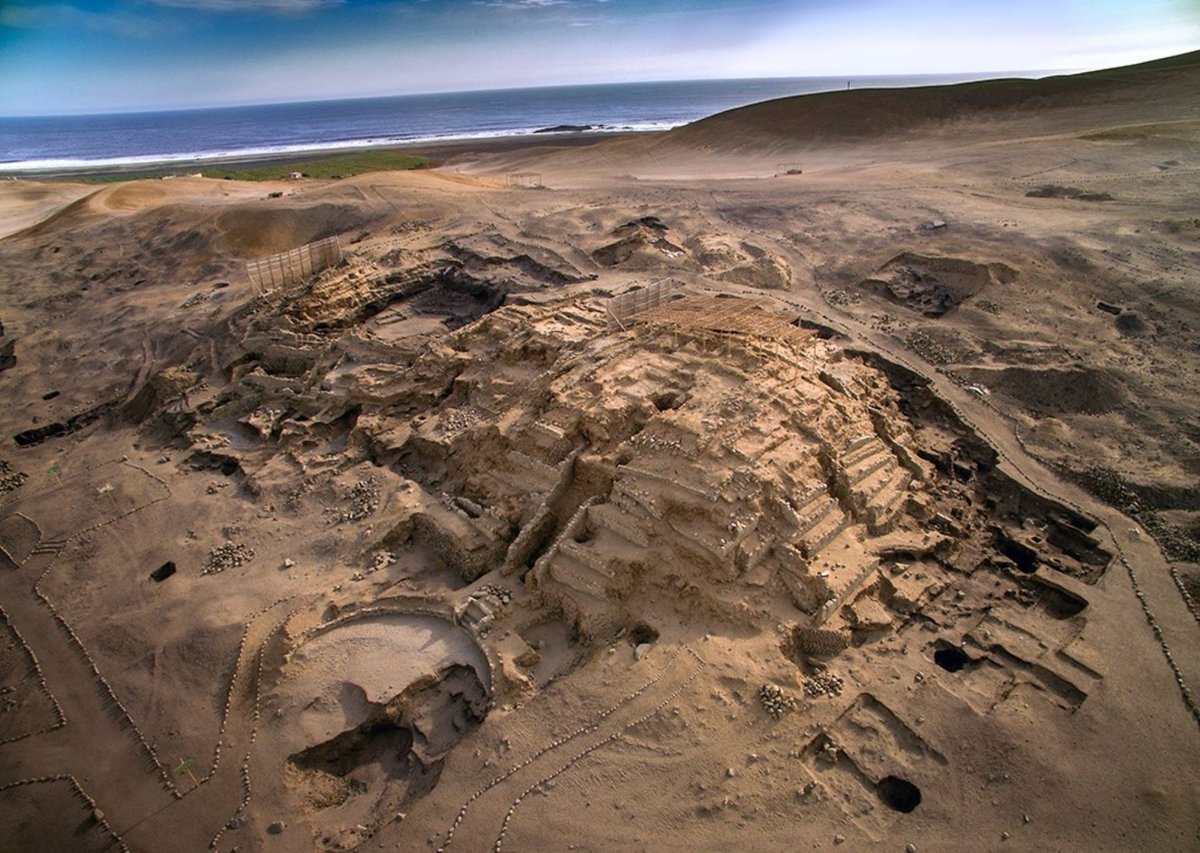 An architectural complex at Áspero Courtesy the Ministry of Culture of Peru
