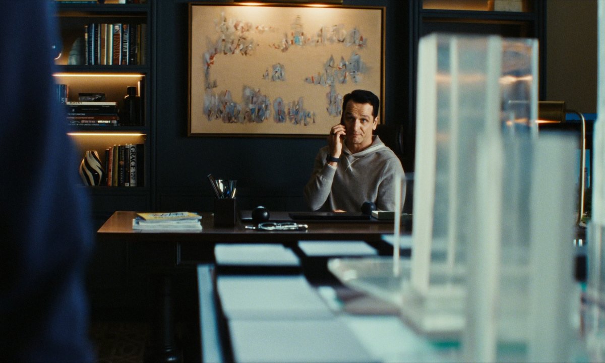 Abstract Expressionist’s paintings co-star in Golden Globe-nominated Netflix series The Beast in Me – The Art Newspaper Abstract Expressionist’s paintings co-star in Golden Globe-nominated Netflix series The Beast in Me – The Art Newspaper