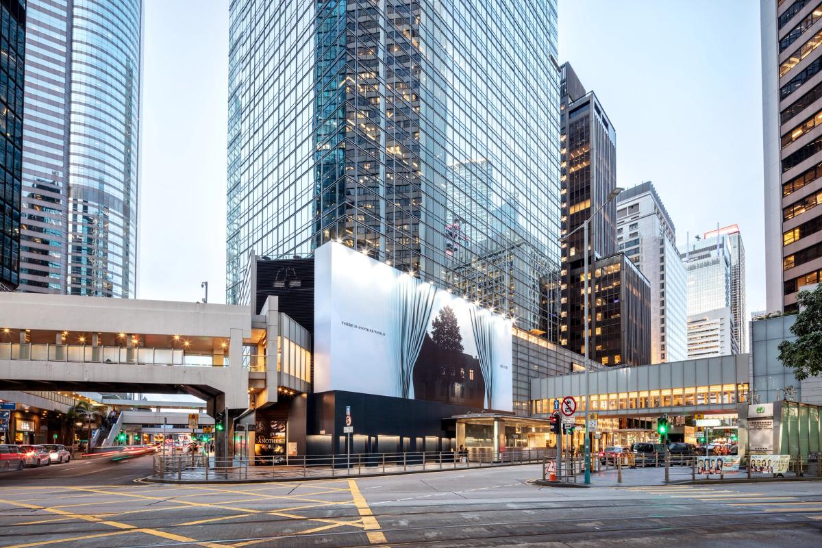 Sotheby's Maison at the Landmark Chater in Hong Kong Courtesy of Sotheby's