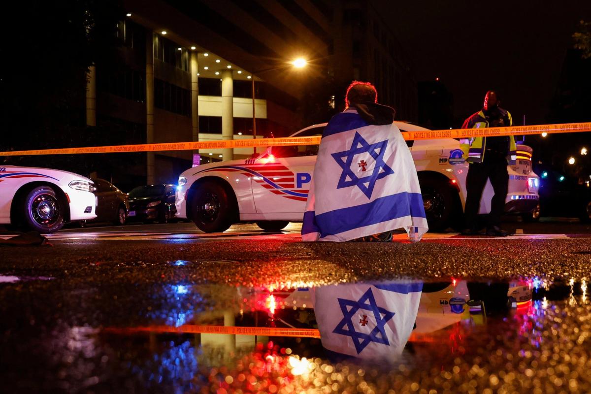 Law enforcement officers secure the perimeter outside the Capital Jewish Museum in Washington, DC, on Tuesday, 21 May 2025, after two Israeli Embassy staff members were fatally shot following an event hosted by the American Jewish Committee. 
ZUMA Press, Inc. / Alamy Stock Photo