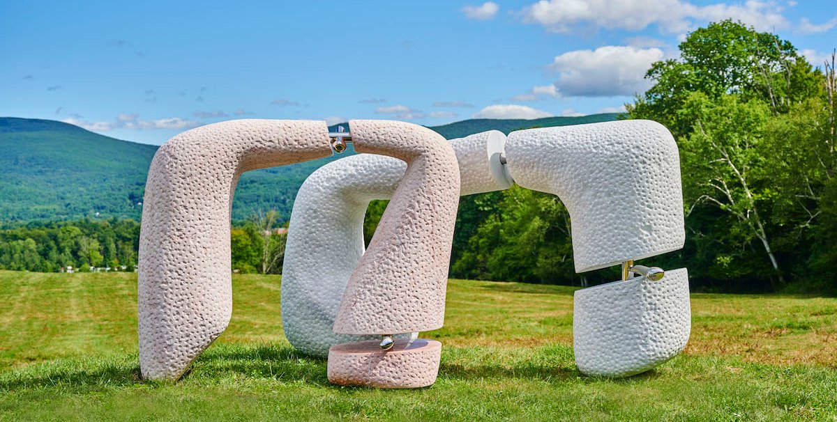 Nairy Baghramian, Knee and Elbow, 2020 Courtesy of the artist and Marian Goodman Gallery. Photo: Thomas Clark