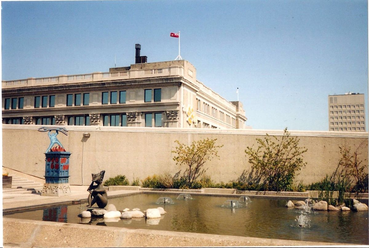 The Winnipeg Art Gallery's rooftop garden Photo: Joe Passe/Wikimedia