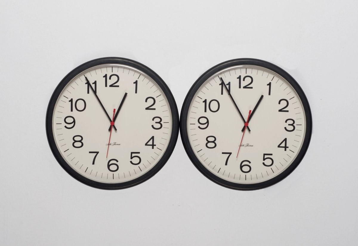 Felix Gonzalez-Torres, "Untitled" (Perfect Lovers), 1987-90 Courtesy Wadsworth Atheneum Museum of Art, Hartford