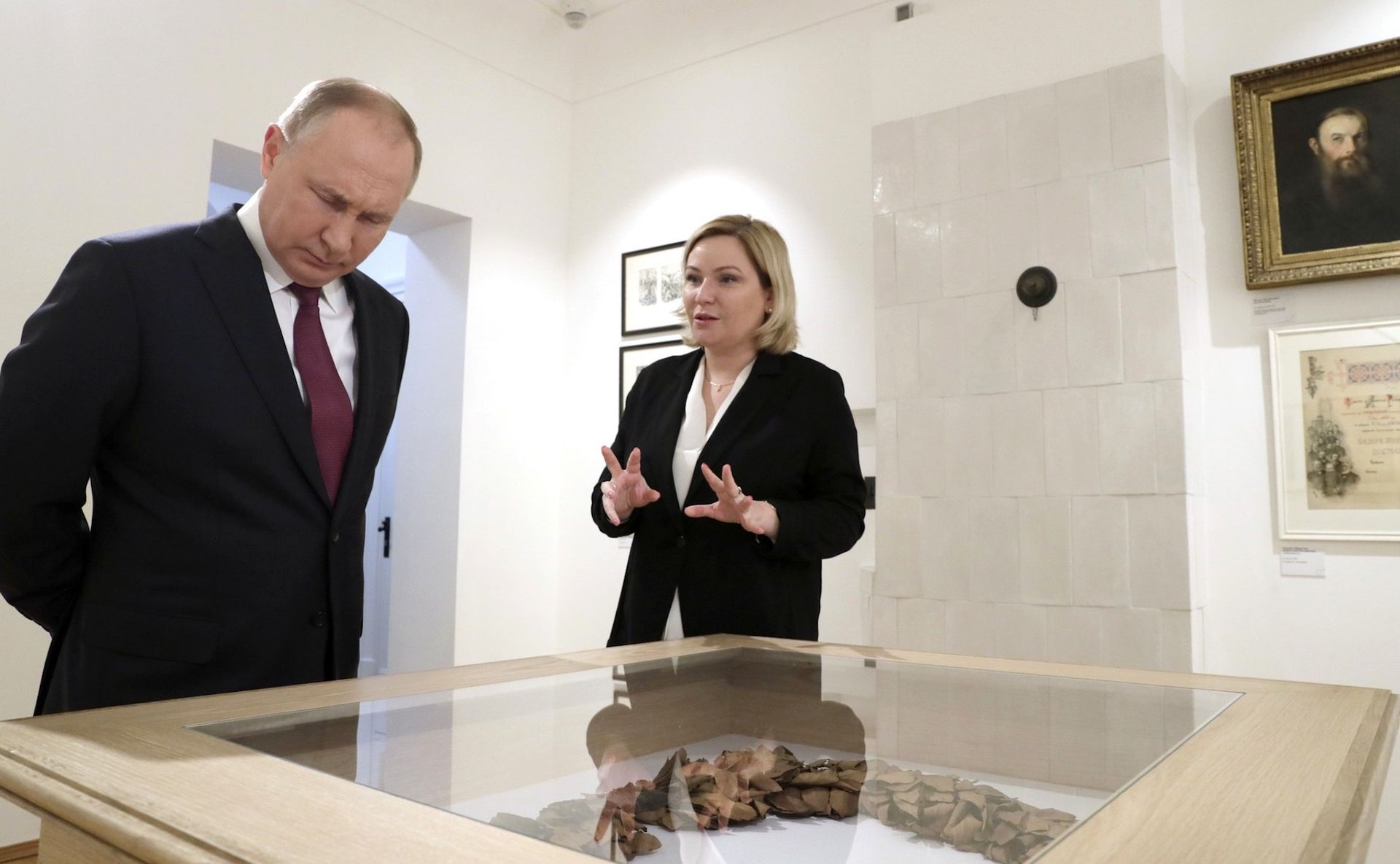 Russian President Vladimir Putin and Minister of Culture Olga Lyubimova visit the Dostoevsky House-Museum Center in Moscow in November 2021 The Presidential Press and Information Office, via Wikimedia Commons