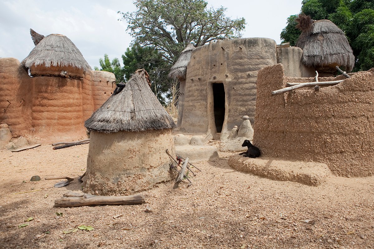 Koutammakou, where the Batammariba have long constructed mud dwellings Damien Halleux Radermecker