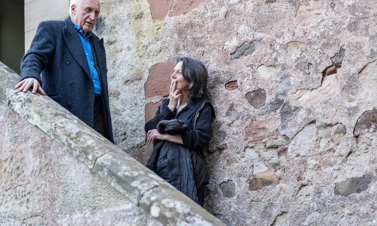 The art of presenting—TV anchor David Dimbleby turns his hand to curating The art of presenting—TV anchor David Dimbleby turns his hand to curating
