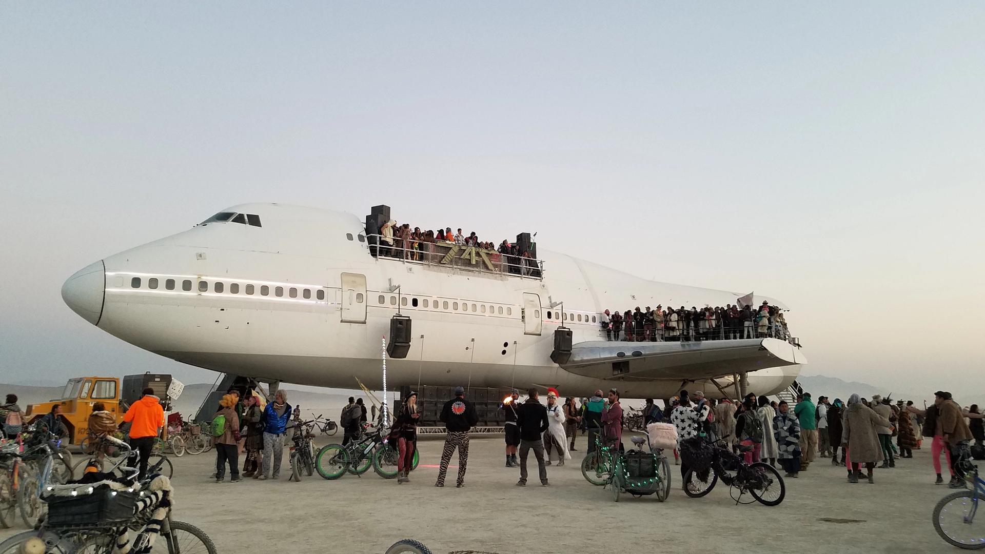 The Boeing 747 jet installed at Burning Man by Ken Feldman and Imagination Studio. Melanie McClenahan.