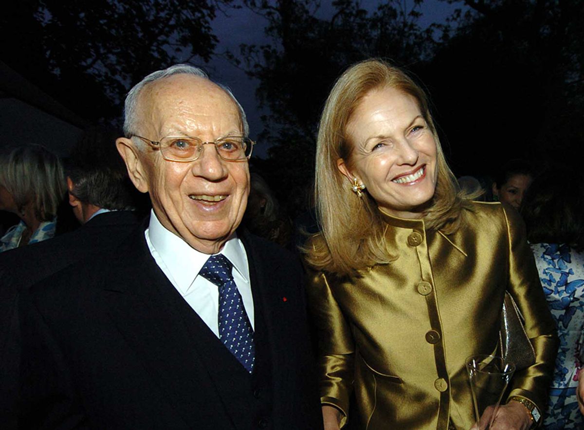 Mortimer and Theresa Sackler Photo: Alan Davidson/REX/Shutterstock; © 2004 Shutterstock