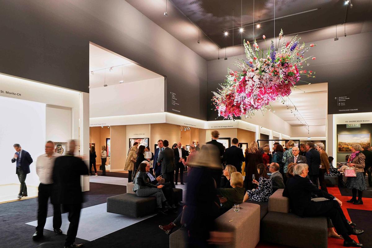 Tefaf Maastricht has around 285 exhibitors and attracted 4,000 visitors for its first preview day last Thursday Courtesy of Tefaf