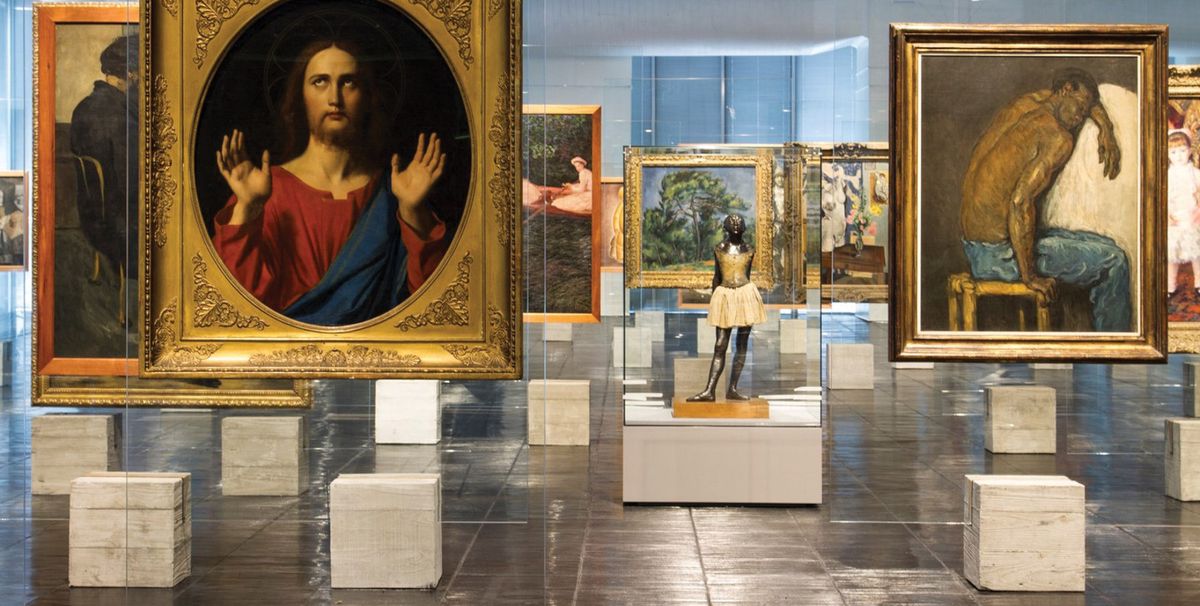 Lina Bo Bardi's "glass easels" design for the Museo de Arte de São Paulo © Romullo Baratto