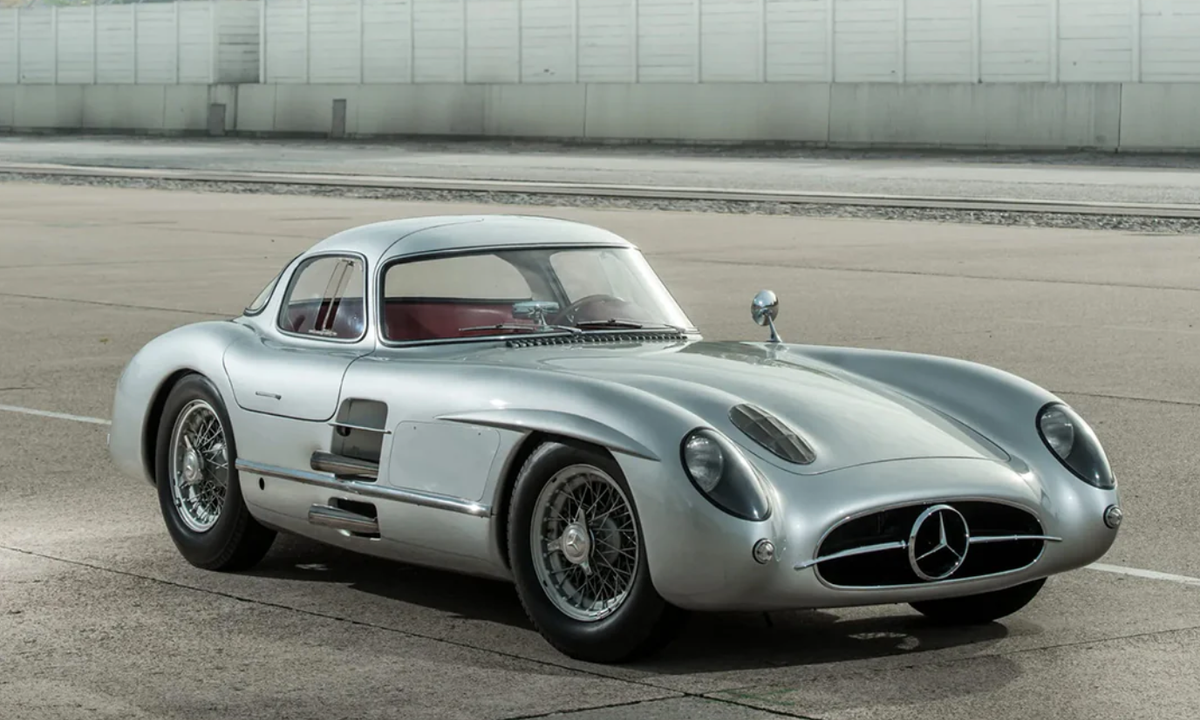 Popping the hood: what’s driving sales of luxury cars at auction houses Popping the hood: what’s driving sales of luxury cars at auction houses