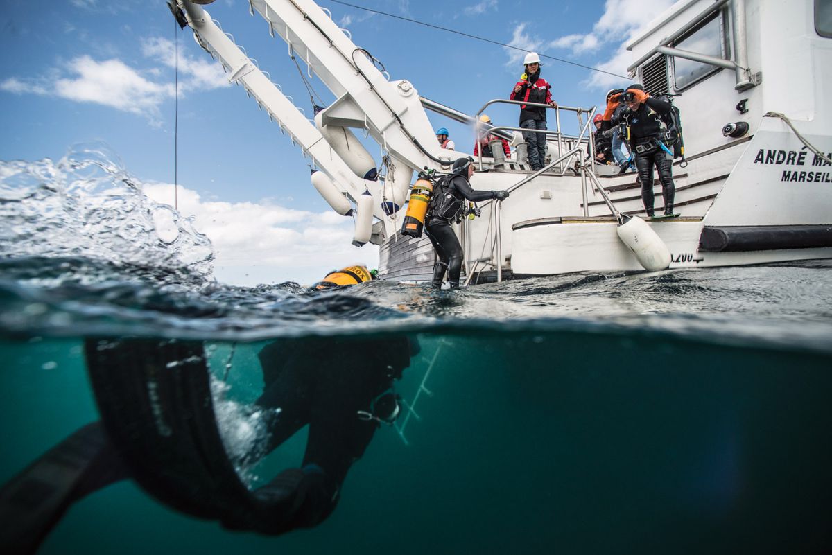 Robots and submarines: France's new state-of-the-art ship is a game ...