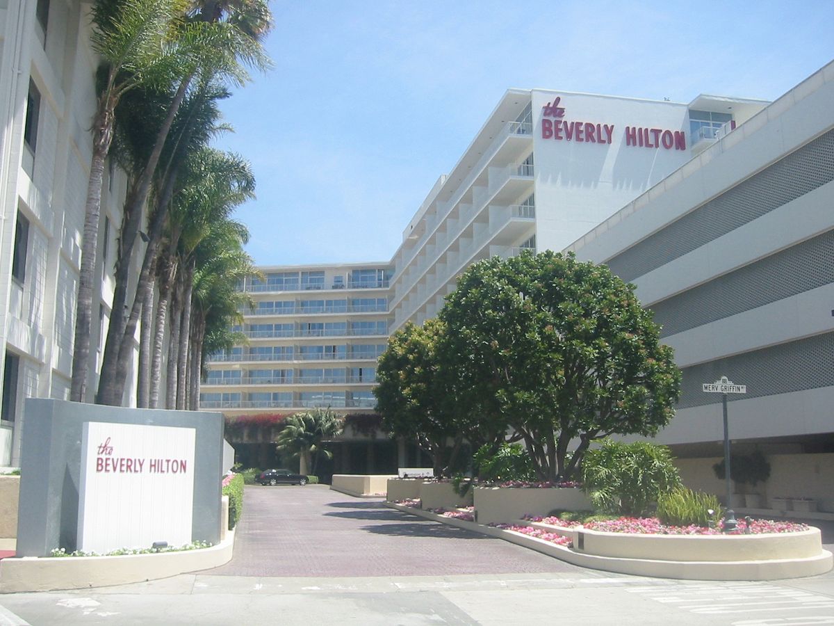Beverly Hilton Hotel in Beverly Hills, California Photo via Wikimedia