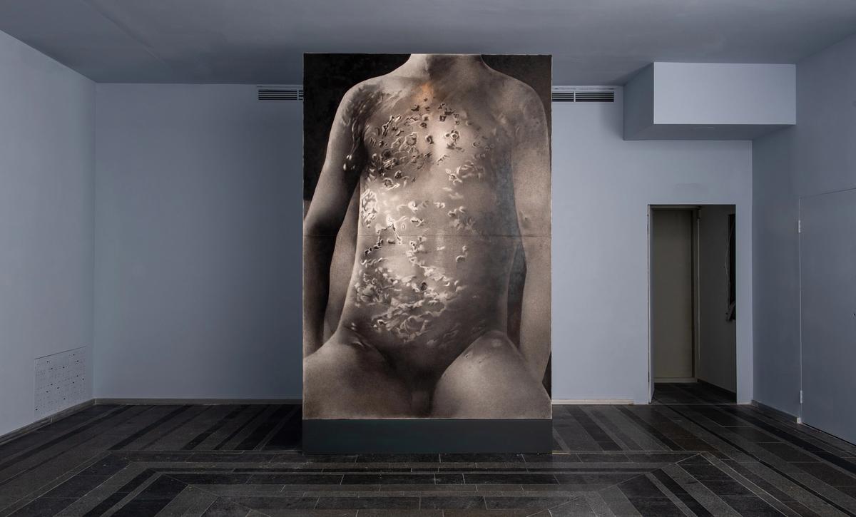 Krystyna Melnyk's In Front Of The Pain (2022) Courtesy of the PinchukArtCentre © 2022; Photo: Sergey Illin