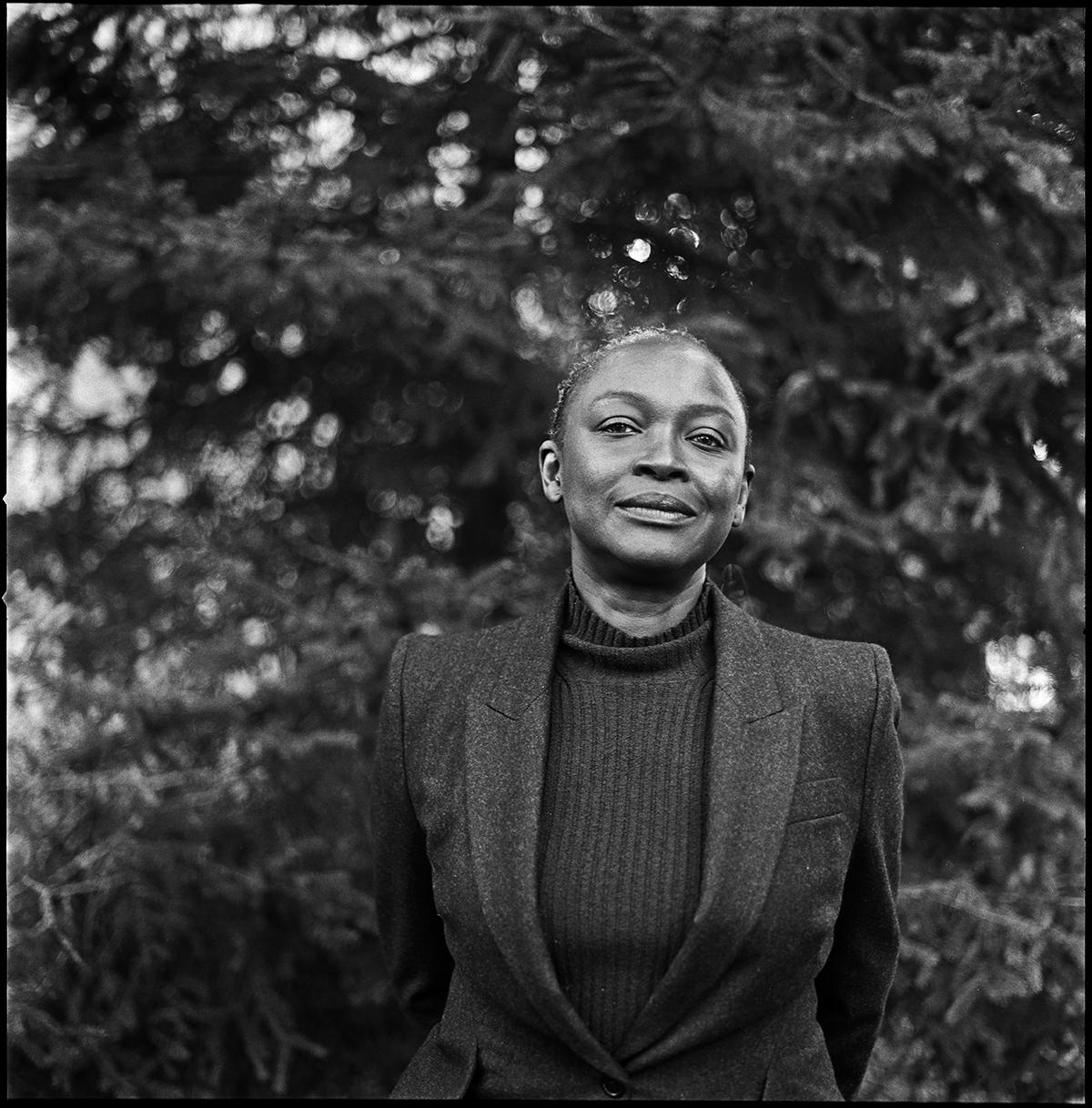 Koyo Kouoh remembered, Queen Elizabeth II memorial, Jasper Johns by Robert Storr-podcast