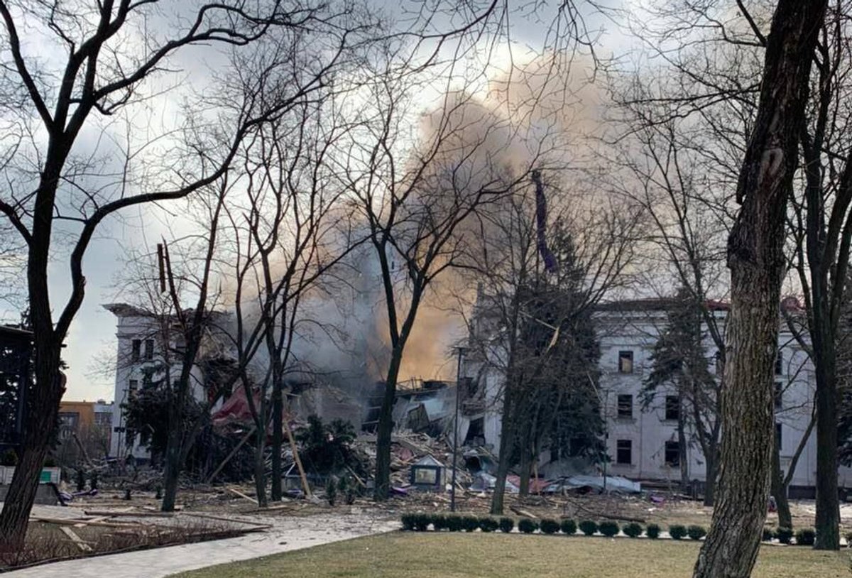 The museum opening follows a 1 November announcement by Russian occupation authorities that the city’s drama theatre (above), which was attacked by Russian forces in March 2022, would reopen